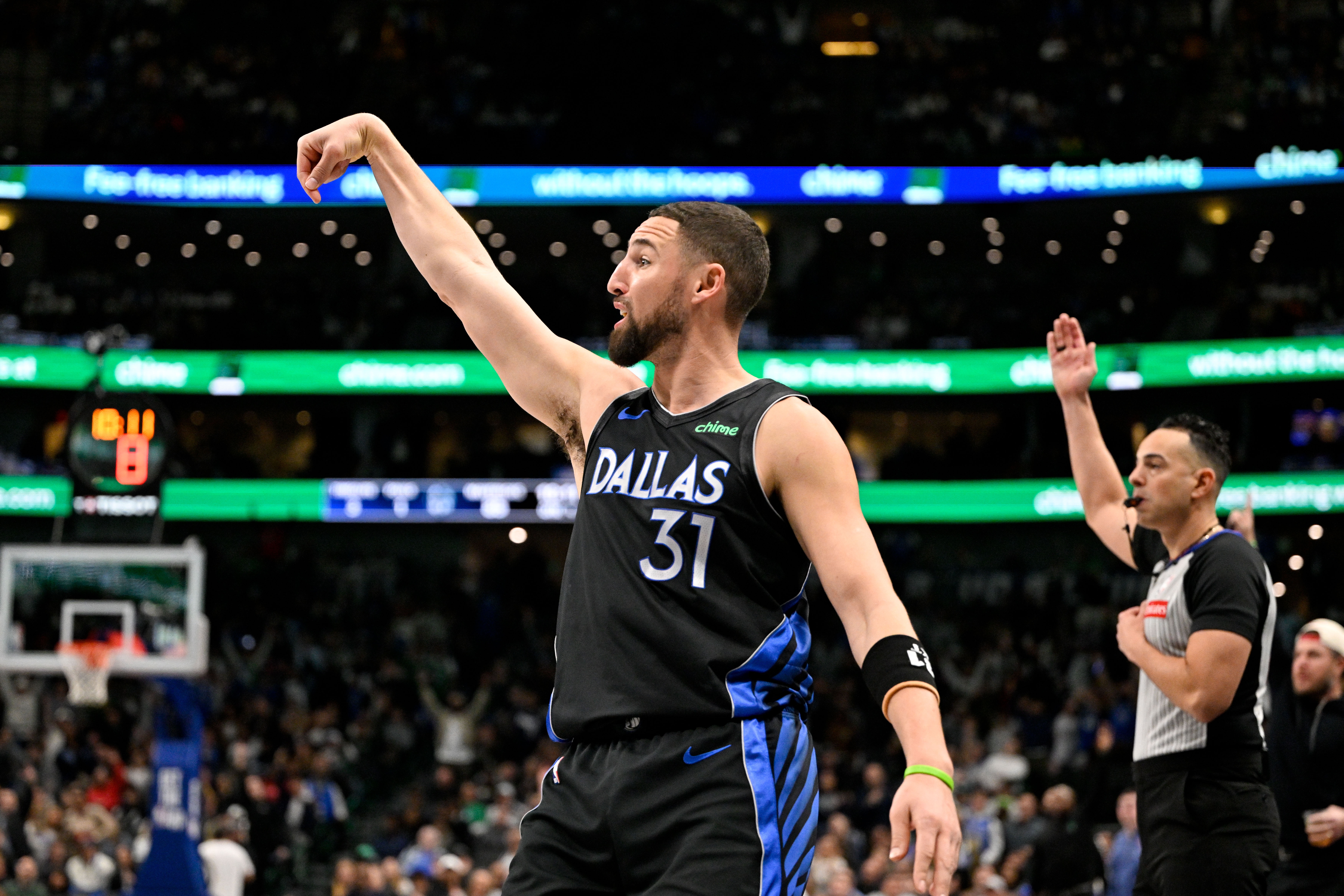 半岛体育娱乐-克里斯蒂：克莱接受替补角色展示了他的品格 以及他对胜利的渴望