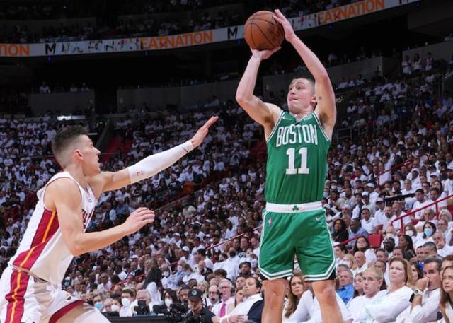 1652848846195031089.jpg CJCZNEGw.jpg