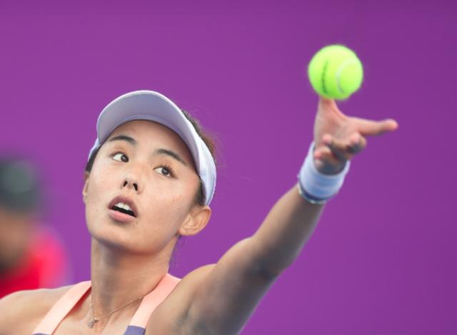 半岛体育-错失赛点遭逆转 王蔷吞跨年五连败无缘赛季开门红